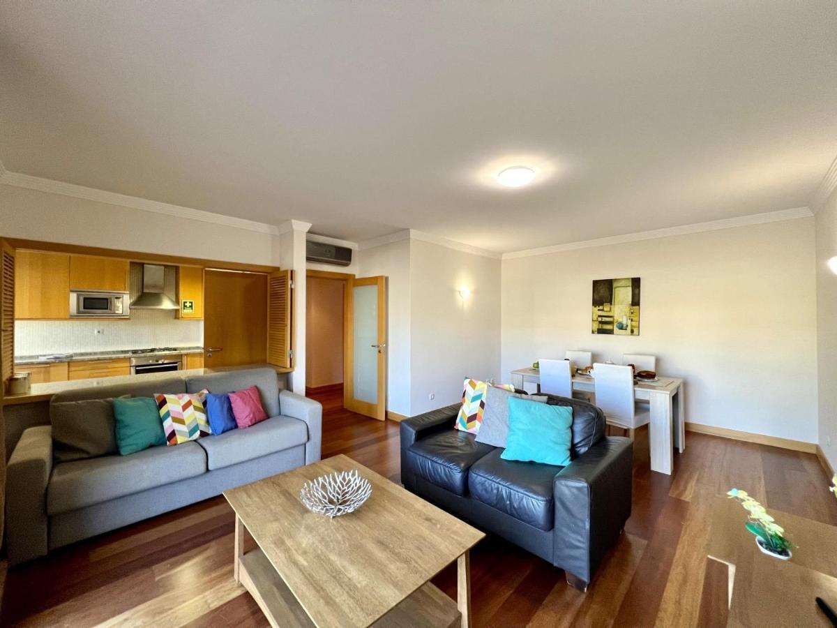 Apartamento Albufeira Modern 4 With Pool By Homing Exterior foto