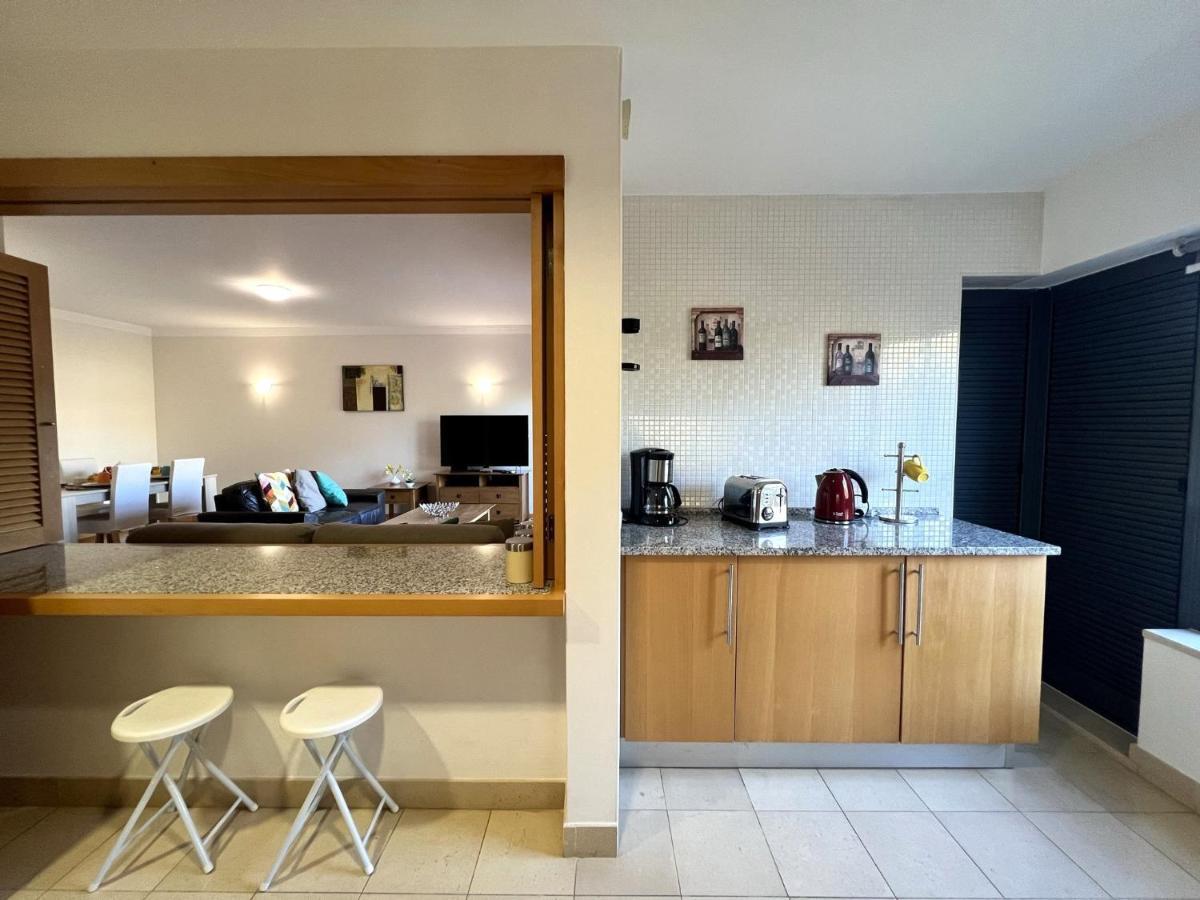 Apartamento Albufeira Modern 4 With Pool By Homing Exterior foto
